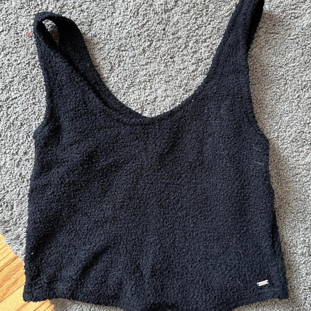 Fuzzy cropped tank